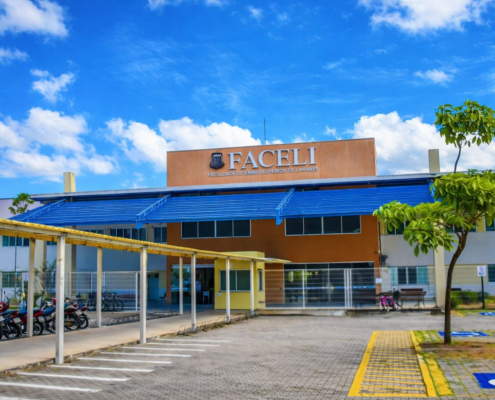 Faceli (Entrada)